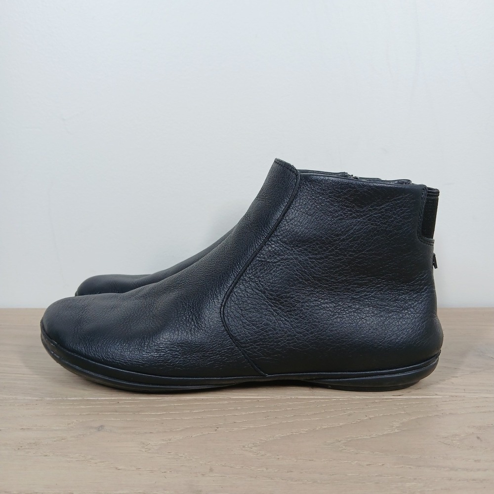 Camper Ankle Boots Womens 8 Black Leather Minimalist Comfort Casual Zip